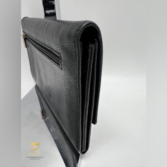 🖤SOLD🖤CHANEL timeless CAVIAR SKIN LEATHER BIFOLD WALLET - Picture 3 of 13